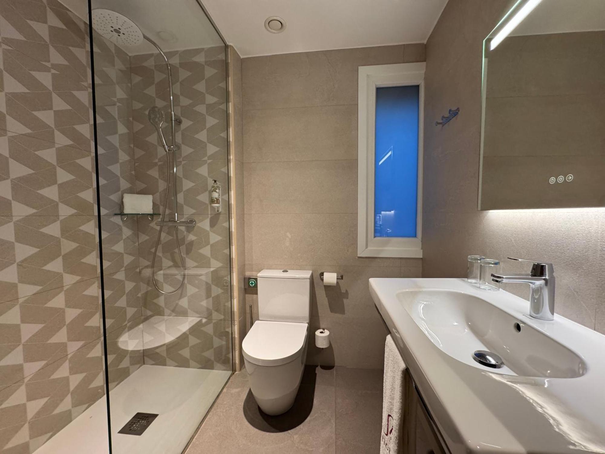 טרס קנטוס Urban A+++ Hotel מראה חיצוני תמונה